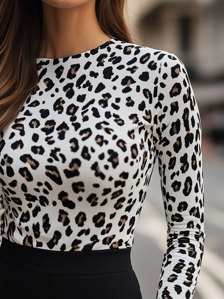 White Leopard Print High-Neck Stretch Tee - T-Shirt CASA LARO